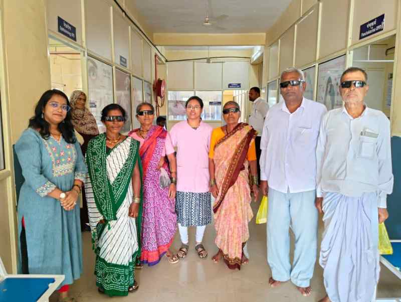 Cataract surgery at MACH&RC